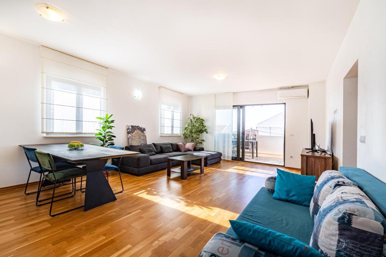Apartman Eta Zadar Bagian luar foto