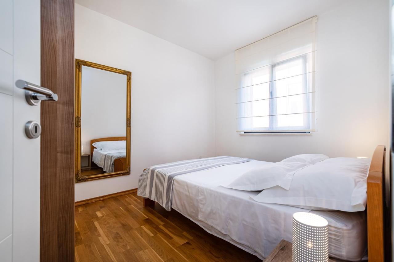 Apartman Eta Zadar Bagian luar foto