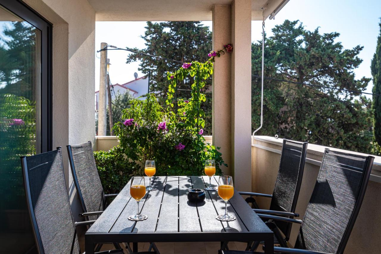Apartman Eta Zadar Bagian luar foto